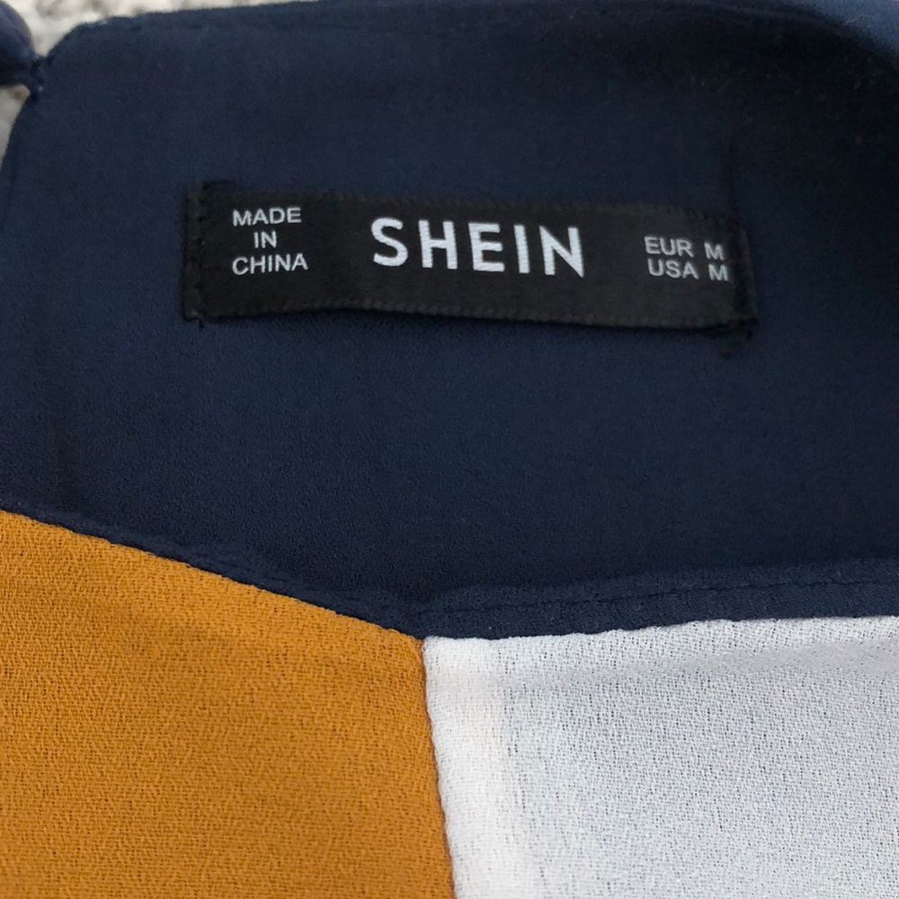 Work Blouse - Picture 2 of 6